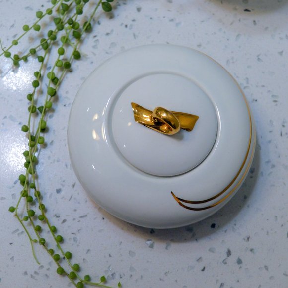 APOLLO D'ORO porcelain trinket box signed by Dalla Valle. - Picture 3 of 10